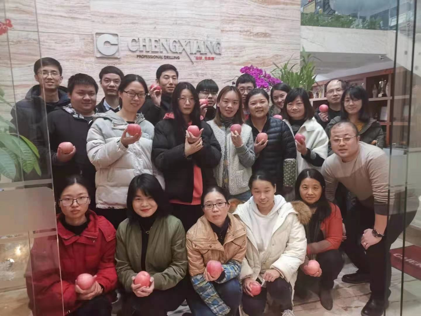 風勁帆滿圖新志，砥礪奮進正此時